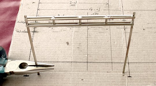9mm_bau_fahrleitung007.jpg
